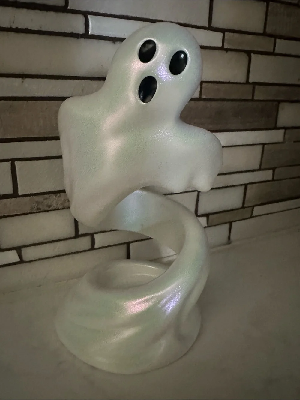 New BBW Pearlescent Ghost Fragrence Holder with Ghoul friend fragrance mist duo